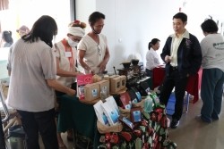 20220221074025.jpg - จังหวัดเชียงใหม่ จับมือ เกษตรกรเจ้าของแปลง young smart farmer และผู้สนใจทำเกษตรอินทรีย์ในภาคเหนือ พัฒนาหัวขบวนเกษตรอินทรีย์แบบมีส่วนร่วม SDGsPGS สู่การพัฒนาเศรษฐกิจฐานรากอย่างยั่งยืน | https://facagri.cmru.ac.th/web
