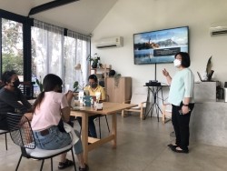 20220316074041.jpg - ศึกษาดูงานวิสาหกิจชุมชนสันมหาพนสมุนไพรอินทรีย์ | https://facagri.cmru.ac.th/web