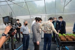 20220331032703.jpg -  แลกเปลี่ยนเรียนรู้งานด้านการพัฒนาเกษตรอินทรีย์เพื่อความยั่งยืนในการพัฒนาท้องถิ่น | https://facagri.cmru.ac.th/web