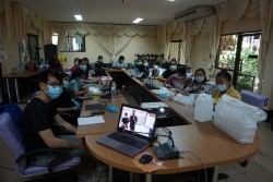 20210810040600.jpg - โครงการรณรงค์การป้องกันและควบคุมสถานการณ์โรคระบาดคิดเชื้อไวรัสโคโรน่า 2019 ตำบลสันป่ายาง | https://facagri.cmru.ac.th/web