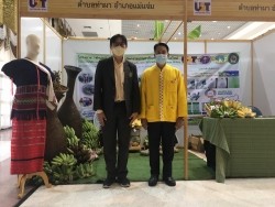 20220502031540(1).jpg - มอบเกียรติบัตรรางวัลตำบลที่มีวิธีการปฏิบัติที่เป็นเลิศ กับนายกเทศมนตรีตำบลท่าผา | https://facagri.cmru.ac.th/web