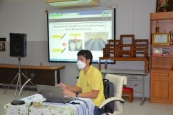 20220526072416.jpg - อบรมเชิงปฏิบัติการถ่ายทอดนวัตกรรมเกษตรสีเขียวสมัยใหม่ | https://facagri.cmru.ac.th/web
