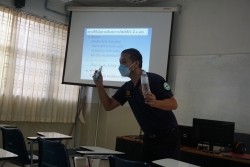 20220828041714.jpg - อบรมความปลอดภัยในห้องปฏิบัติการวิทยาศาสตร์  | https://facagri.cmru.ac.th/web