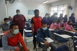 20220828041716.jpg - อบรมความปลอดภัยในห้องปฏิบัติการวิทยาศาสตร์  | https://facagri.cmru.ac.th/web