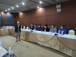 20220913062946(5).jpg - การประชุมสัมมนาเชิงปฏิบัติการ R2R การพัฒนางานประจำสู่ผลงานทางวิชาการ  | https://facagri.cmru.ac.th/web