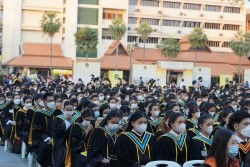 20221220031202.jpg - งานบัณฑิตานุสรณ์ บัณฑิตมหาวิทยาลัยราชภัฏเชียงใหม่ รุ่นที่ 43 ประจำปีการศึกษา 2560-2562 | https://facagri.cmru.ac.th/web