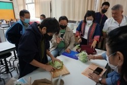 20230130020037.jpg - การตรวจสอบคุณภาพหลังการเก็บเกี่ยวผลิตผลทางการเกษตรอินทรีย์ | https://facagri.cmru.ac.th/web