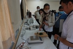 20230130020043.jpg - การตรวจสอบคุณภาพหลังการเก็บเกี่ยวผลิตผลทางการเกษตรอินทรีย์ | https://facagri.cmru.ac.th/web
