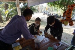 20230130080753.jpg - กิจกรรมการตรวจสุขภาพสัตว์เลี้ยงเบื้องต้น และการจับบังคับสัตว์ | https://facagri.cmru.ac.th/web