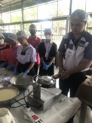 20230221081026.jpg - โครงการอาหารดีพี่สอนน้อง ภายใต้โครงการสานอนาคตการศึกษา CONNEXT ED | https://facagri.cmru.ac.th/web