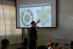 20230325035001.jpg - อบรมนักศึกษาโครงการแลกเปลี่ยน TF-SCALE Programme 2022 | https://facagri.cmru.ac.th/web