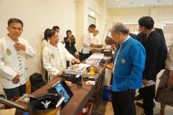 20230331062117.jpg - บรรยากาศพิธีมอบประกาศนียบัตร โครงการบัณฑิตพันธุ์ใหม่ (Non-Degree) สาขานวัตกรรมเกษตรอินทรีย์ | https://facagri.cmru.ac.th/web