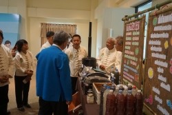 20230331062151.jpg - บรรยากาศพิธีมอบประกาศนียบัตร โครงการบัณฑิตพันธุ์ใหม่ (Non-Degree) สาขานวัตกรรมเกษตรอินทรีย์ | https://facagri.cmru.ac.th/web