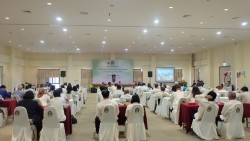 20230331062316.jpg - บรรยากาศพิธีมอบประกาศนียบัตร โครงการบัณฑิตพันธุ์ใหม่ (Non-Degree) สาขานวัตกรรมเกษตรอินทรีย์ | https://facagri.cmru.ac.th/web