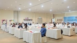 20230331062318.jpg - บรรยากาศพิธีมอบประกาศนียบัตร โครงการบัณฑิตพันธุ์ใหม่ (Non-Degree) สาขานวัตกรรมเกษตรอินทรีย์ | https://facagri.cmru.ac.th/web