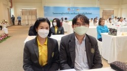 20230331062333.jpg - บรรยากาศพิธีมอบประกาศนียบัตร โครงการบัณฑิตพันธุ์ใหม่ (Non-Degree) สาขานวัตกรรมเกษตรอินทรีย์ | https://facagri.cmru.ac.th/web