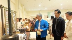 20230331062412.jpg - บรรยากาศพิธีมอบประกาศนียบัตร โครงการบัณฑิตพันธุ์ใหม่ (Non-Degree) สาขานวัตกรรมเกษตรอินทรีย์ | https://facagri.cmru.ac.th/web