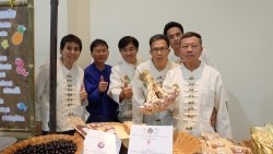 20230331062417.jpg - บรรยากาศพิธีมอบประกาศนียบัตร โครงการบัณฑิตพันธุ์ใหม่ (Non-Degree) สาขานวัตกรรมเกษตรอินทรีย์ | https://facagri.cmru.ac.th/web