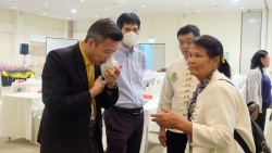 20230331062422.jpg - บรรยากาศพิธีมอบประกาศนียบัตร โครงการบัณฑิตพันธุ์ใหม่ (Non-Degree) สาขานวัตกรรมเกษตรอินทรีย์ | https://facagri.cmru.ac.th/web