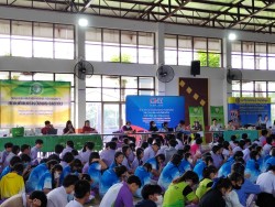 20231227103313(1).jpg - กิจกรรมเปิดโลกกว้างแห่งการเรียนรู้ สู่การศึกษาต่อและอาชีพ โรงเรียนพร้าววิทยาคม | https://facagri.cmru.ac.th/web