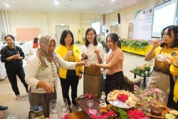 20231227110245.jpg - พิธีมอบประกาศนียบัตร โครงการบัณฑิตพันธุ์ใหม่ รุ่นที่ 2 | https://facagri.cmru.ac.th/web
