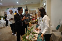20231227110254.jpg - พิธีมอบประกาศนียบัตร โครงการบัณฑิตพันธุ์ใหม่ รุ่นที่ 2 | https://facagri.cmru.ac.th/web