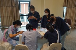 20231228092000.jpg - อบรมเชิงปฏิบัติการสร้างการเรียนรู้แบบสหวิชาชีพ การป้องกันโรคพิษสุนัขบ้าของวิชาชีพอื่นๆให้แก่นักศึกษาและประชาชน | https://facagri.cmru.ac.th/web