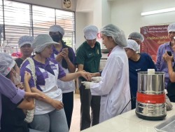 20231228100532(4).jpg - กิจกรรมการผลิตและแปรรูปสเปรดโกโก้ | https://facagri.cmru.ac.th/web