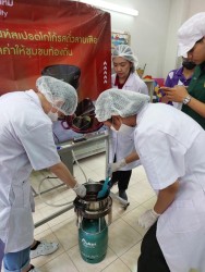 20231228100533(1).jpg - กิจกรรมการผลิตและแปรรูปสเปรดโกโก้ | https://facagri.cmru.ac.th/web