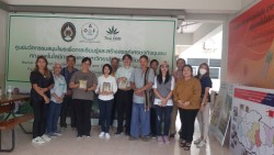20231228113831.jpg - ต้อนรับผู้แทนมูลนิธิพัฒนาชนบท วัดป่าดาราภิรมณ์ เยี่ยมชมโรงงานต้นแบบแปรรูปผลิตผลทางการเกษตร | https://facagri.cmru.ac.th/web