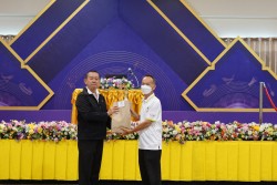 20240117131606.jpg - โครงการส่งเสริมและสนับสนุนการเกษตรอินทรีย์สู่การพัฒนาท้องถิ่นที่ยั่งยืน  รับรองแปลงมาตรฐานเกษตรอินทรีย์ 100 แปลง | https://facagri.cmru.ac.th/web