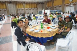 20240209192946.jpg - บรรยากาศงานเลี้ยง การแสดงพิธีปิด มอบรางวัลพิเศษ และการมอบธงเจ้าภาพครั้งต่อไป | https://facagri.cmru.ac.th/web