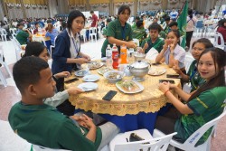 20240209193000.jpg - บรรยากาศงานเลี้ยง การแสดงพิธีปิด มอบรางวัลพิเศษ และการมอบธงเจ้าภาพครั้งต่อไป | https://facagri.cmru.ac.th/web