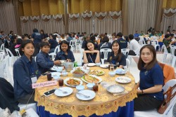 20240209193024.jpg - บรรยากาศงานเลี้ยง การแสดงพิธีปิด มอบรางวัลพิเศษ และการมอบธงเจ้าภาพครั้งต่อไป | https://facagri.cmru.ac.th/web