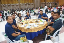 20240209193026.jpg - บรรยากาศงานเลี้ยง การแสดงพิธีปิด มอบรางวัลพิเศษ และการมอบธงเจ้าภาพครั้งต่อไป | https://facagri.cmru.ac.th/web