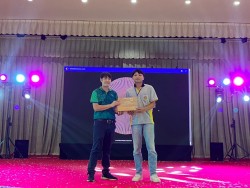 20240209193057.jpg - บรรยากาศงานเลี้ยง การแสดงพิธีปิด มอบรางวัลพิเศษ และการมอบธงเจ้าภาพครั้งต่อไป | https://facagri.cmru.ac.th/web