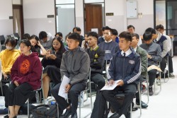 20240223111718.jpg - โครงการอบรมพัฒนาทักษะวิชาชีพครูในศตวรรษที่ 21 สู่การเป็นครูมืออาชีพ | https://facagri.cmru.ac.th/web