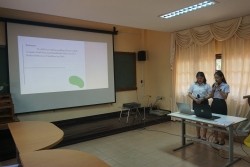 20210811013748.jpg - สอบการนำเสนอวิชาปัญหาพิเศษ นักศึกษาชั้นปีที่ 4 หลักสูตรครุศาสตรบัณฑิต สาขาวิชาเกษตรศาสตร์ | https://facagri.cmru.ac.th/web
