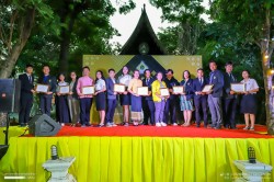 20240313152103.jpg - พิธีรับ-ส่งมอบหน้าที่ให้กับผู้นำนักศึกษา และพิธีมอบเกียรติบัตรผู้นำนักศึกษา ประจำปีการศึกษา 2566 และ 2567 | https://facagri.cmru.ac.th/web